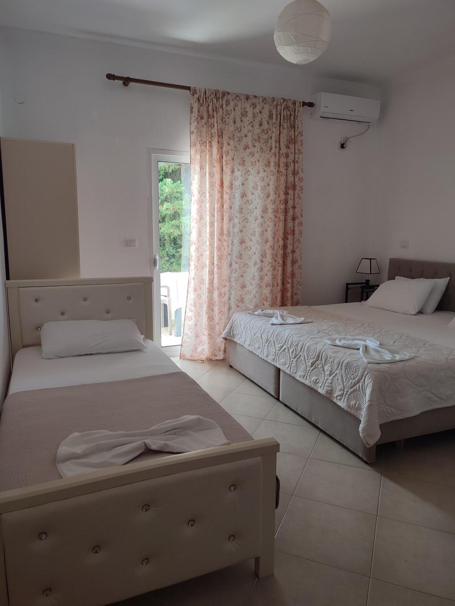 Penelope 2 Otel Dhërmi Dış mekan fotoğraf